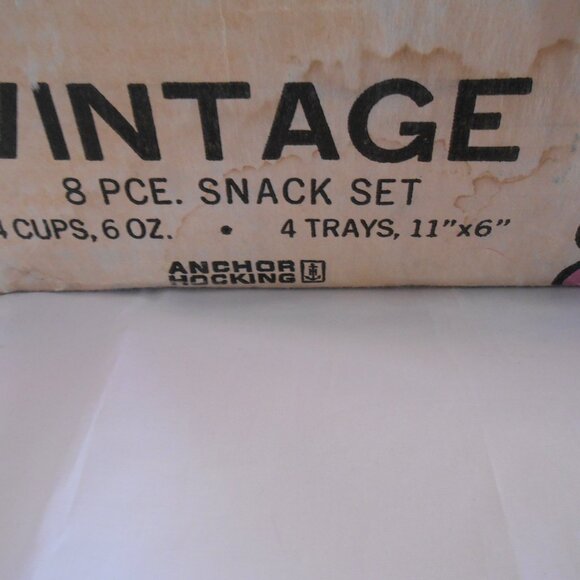 Vintage Anchor Hocking 8 Piece Snack Set, Grapes/Vines, Serva-Snack, W/Box - Picture 3 of 10